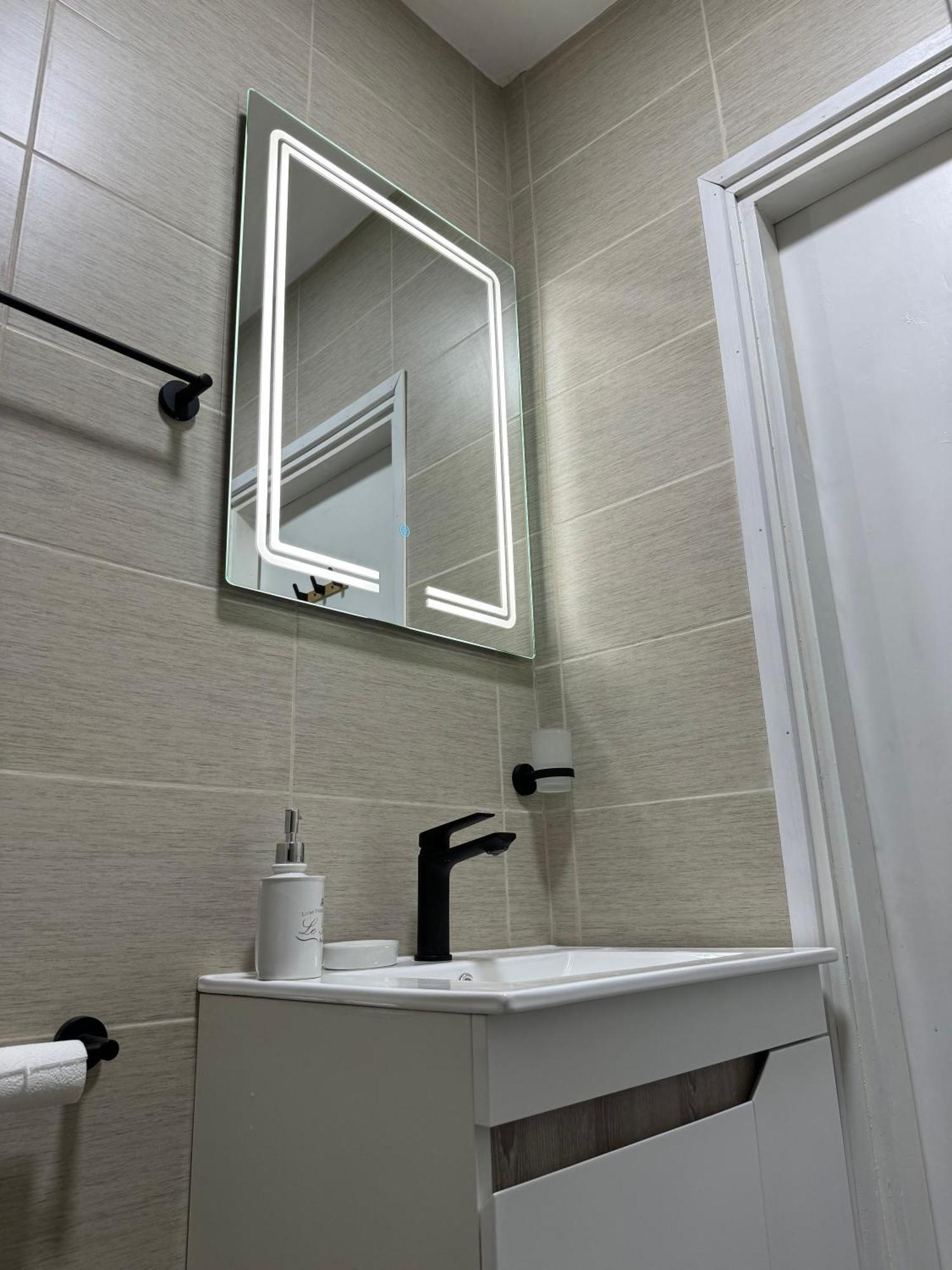 Vuk Apartman Donji Milanovac Exterior foto