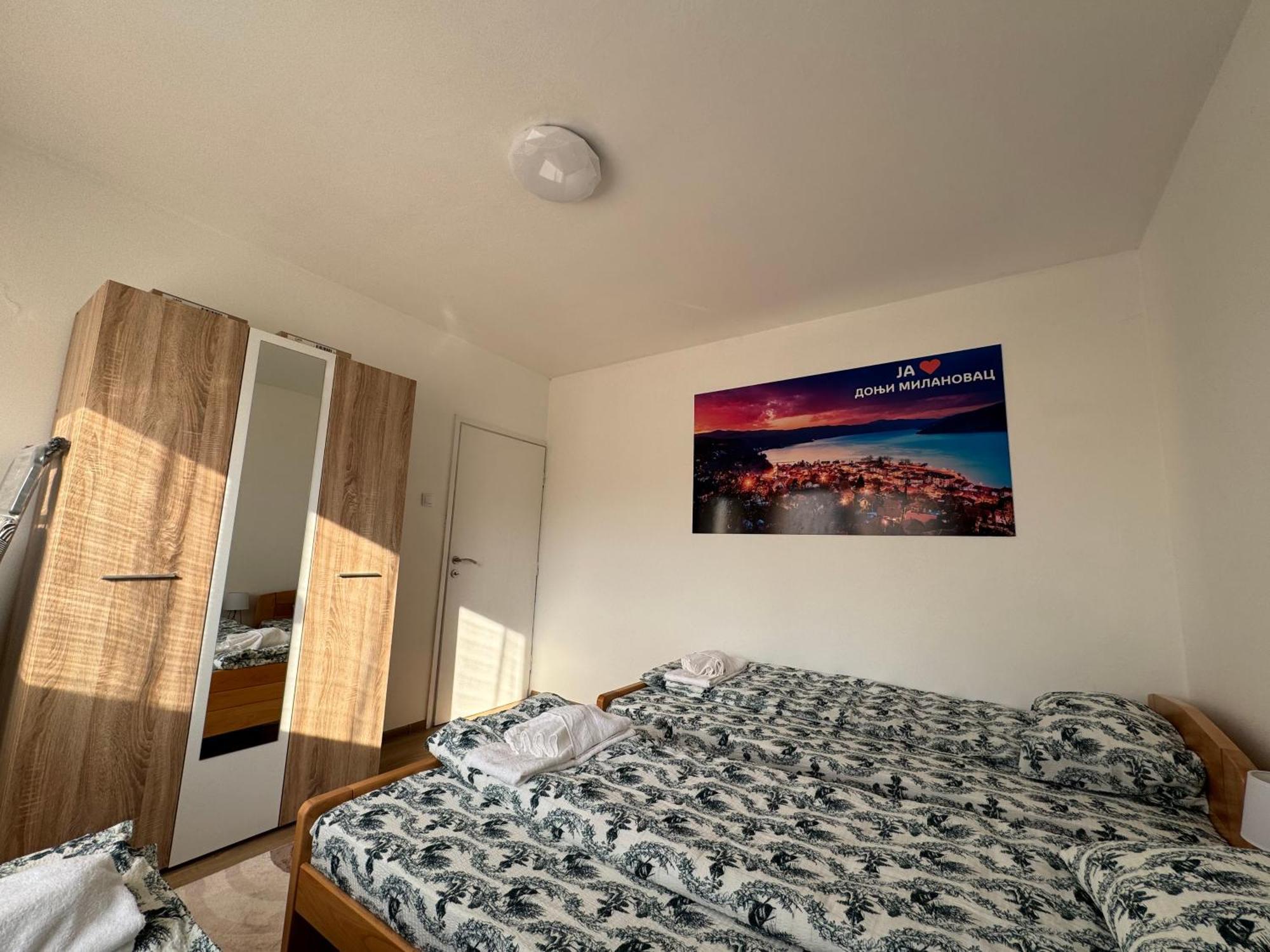Vuk Apartman Donji Milanovac Exterior foto